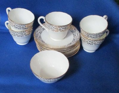 Adderley Fine Bone China 12-teiliges Teeservice - H429 (für Ersatzteile)