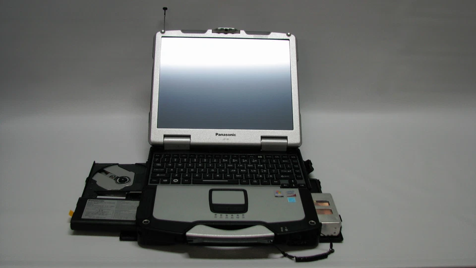 Fully Loaded MK3 Panasonic Toughbook 30 Fully-Rugged Laptop with Touchscreen - Image 2 of 2