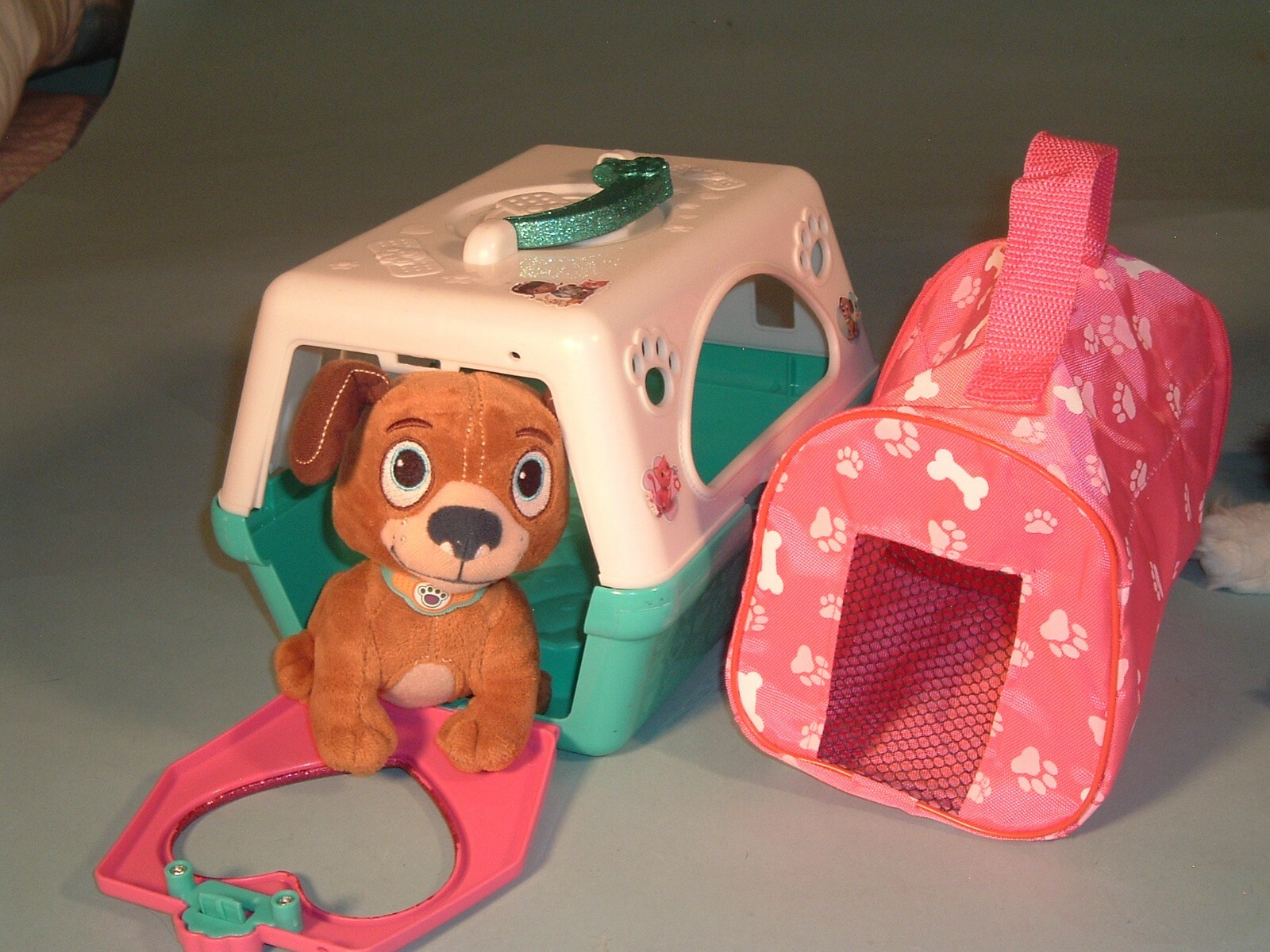 doc mcstuffins toy hospital pet carrier