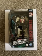 Hasbro Transformers War for Cybertron Earthrise Wheeljack WFC-E6 NIB