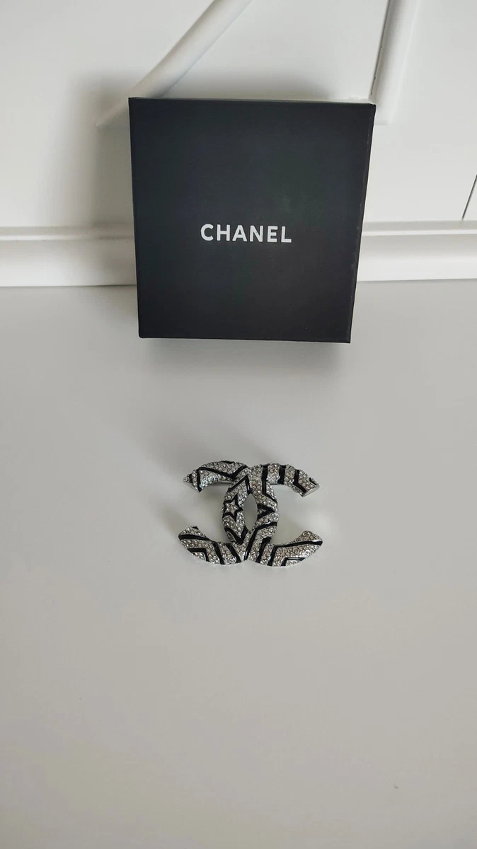 ラスト１点【CHANEL】vintage broach 25+ Vintage Chanel Brooch for sale | Updated Oct 2026
