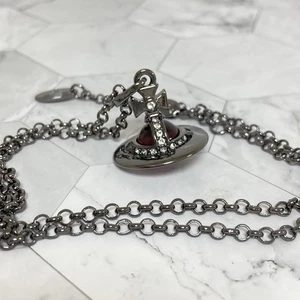 Vivienne Westwood Collier Tiny Orb Gunmetal Vin Rouge avec/Pouch NO BOX