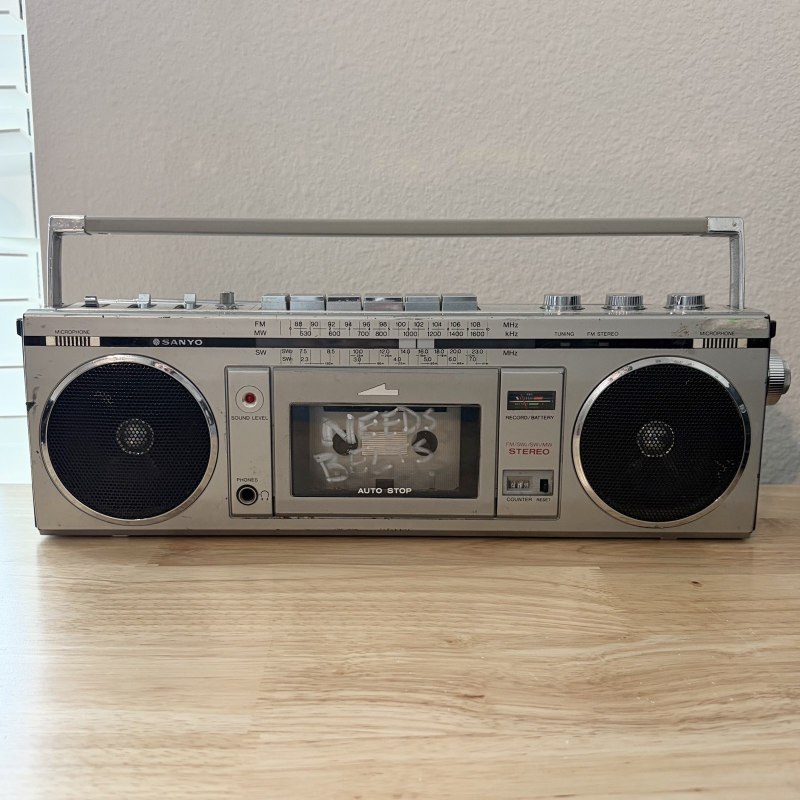 Sanyo M-7700 vintage audio equipment - eBay listing photo 2