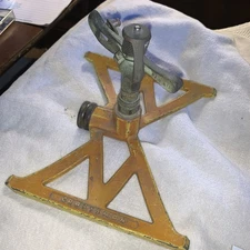 VTG Craftsman Yellow Pulsator Lawn Sprinkler Model DE 7924