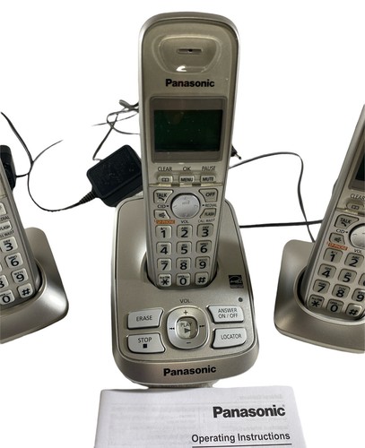 Panasonic Model KX-TG4221 Cordless Answering Machine Base + Handsets - Picture 2 of 5