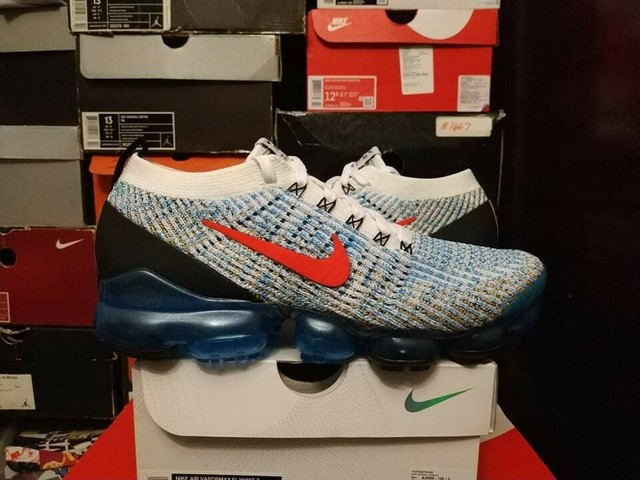 vapormax flyknit white red