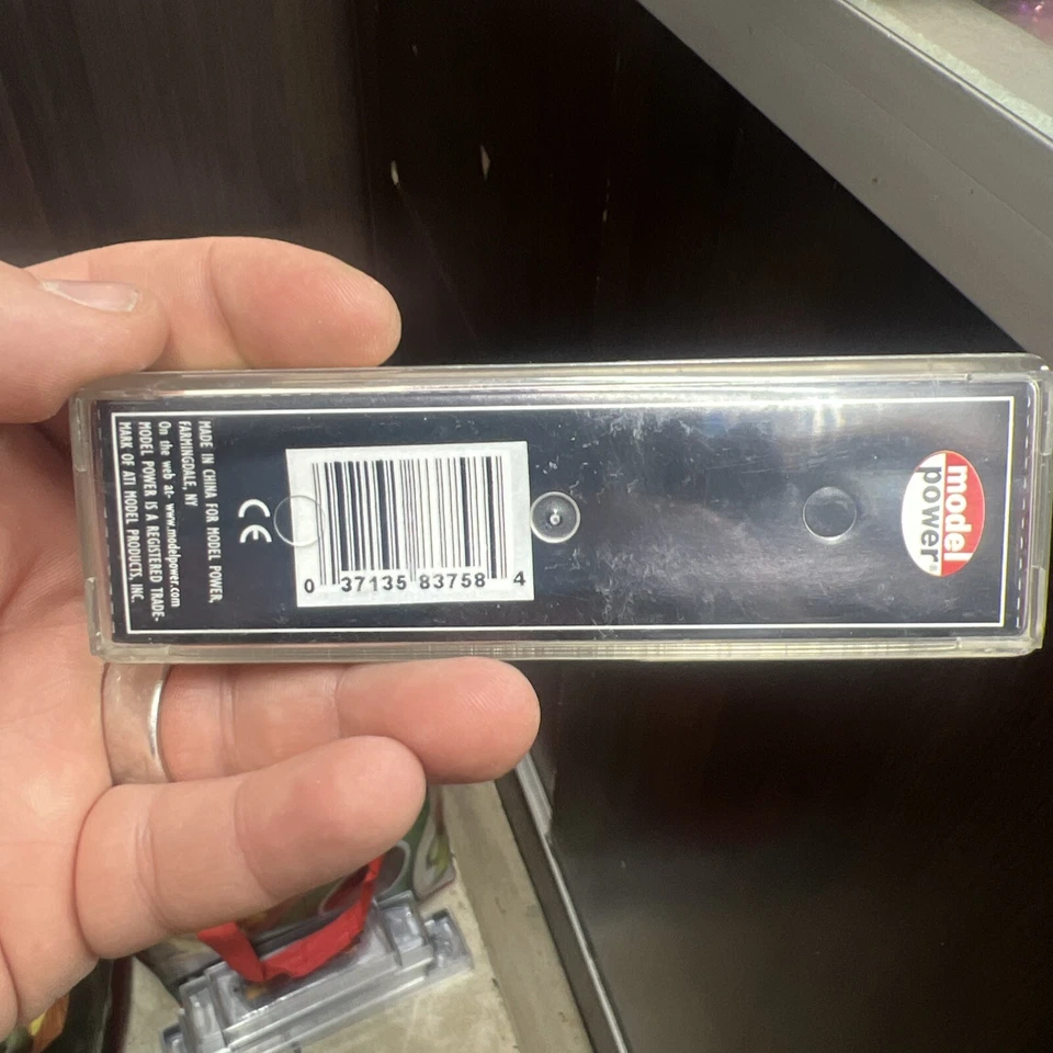 N Scale "BREA CHEMICAL" SINGLE DOME TANK Car Model Power NEW 83758 - Image 3 of 3