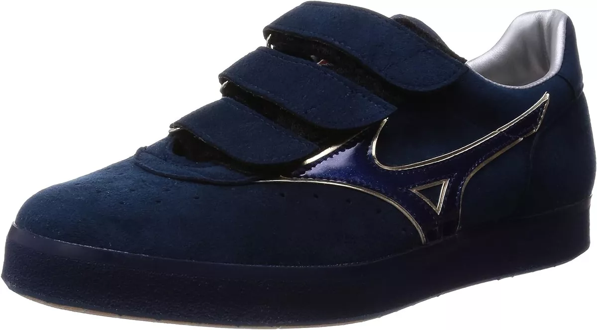Volleyball referee best sale shoes