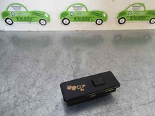 Lève vitre Volvo 440