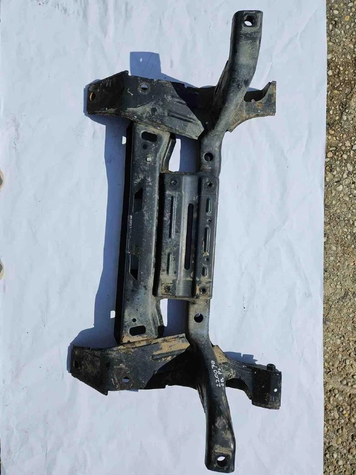 Chrysler PT Cruiser 2002-2010 transmisión automática marco subk travesaño fabricante de equipos originales Foto 3 de 3