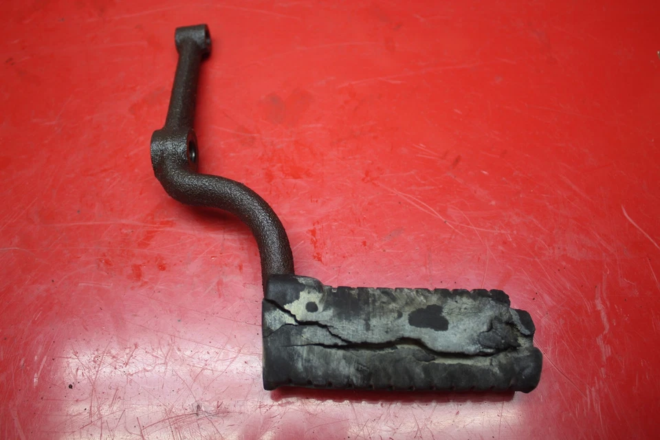 Suzuki T250 1971 reposapiés delanteros par de clavijas Foto 4 de 4