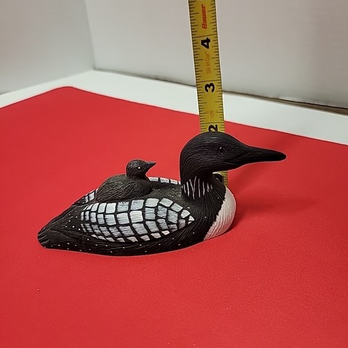 Vintage Jennings Decoy Company dipinto a mano e intagliato Loon con pulcino - Foto 8 di 8
