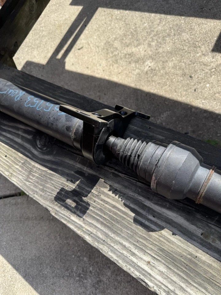 Dodge Charger SRT 2021 eje de transmisión Scatpack Foto 4 de 4