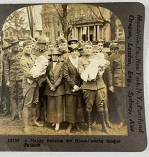 Stereoview Keystone Happy Reunion for Home-Coming Soldier Fathers Babys *S018