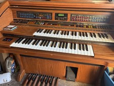 Lowrey Director LC30 Electric Organ 2-Manual 61-Key w/ Speaker, Recorder