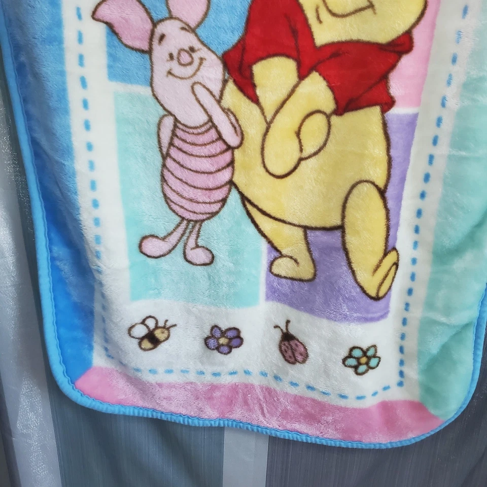 De colección Años 80 Disney Winnie the Pooh Oso Lechón Abejas Felpa Vellón Bebé Manta Cuna Foto 3 de 4