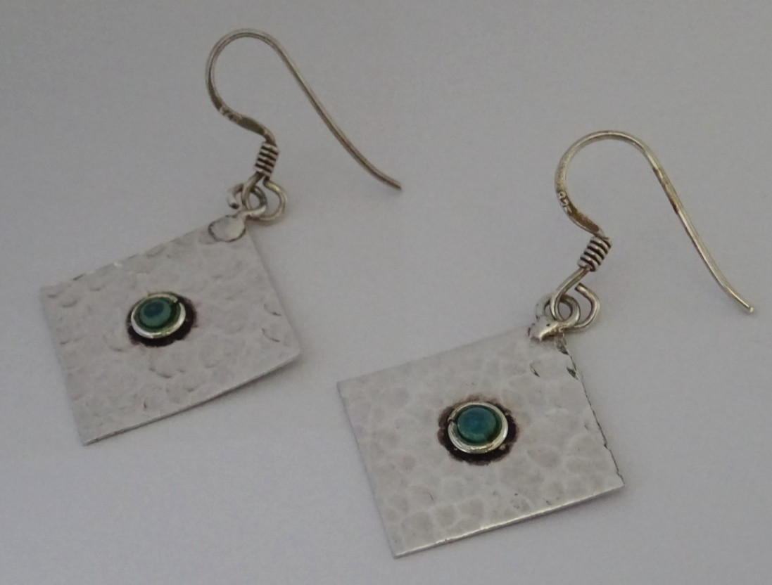 Stylish pair hammered solid sterling silver gemst… - image 4