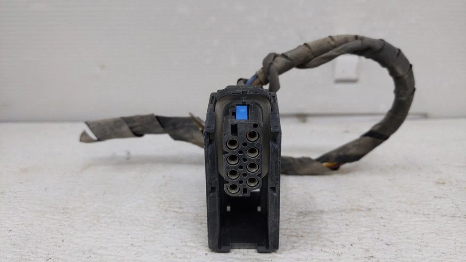 BMW 750i 2006 cableado cola de cerdo D8YTC Foto 3 de 4