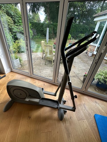 Tunturi C60 Eliptical Cross-trainer - Picture 6 of 7