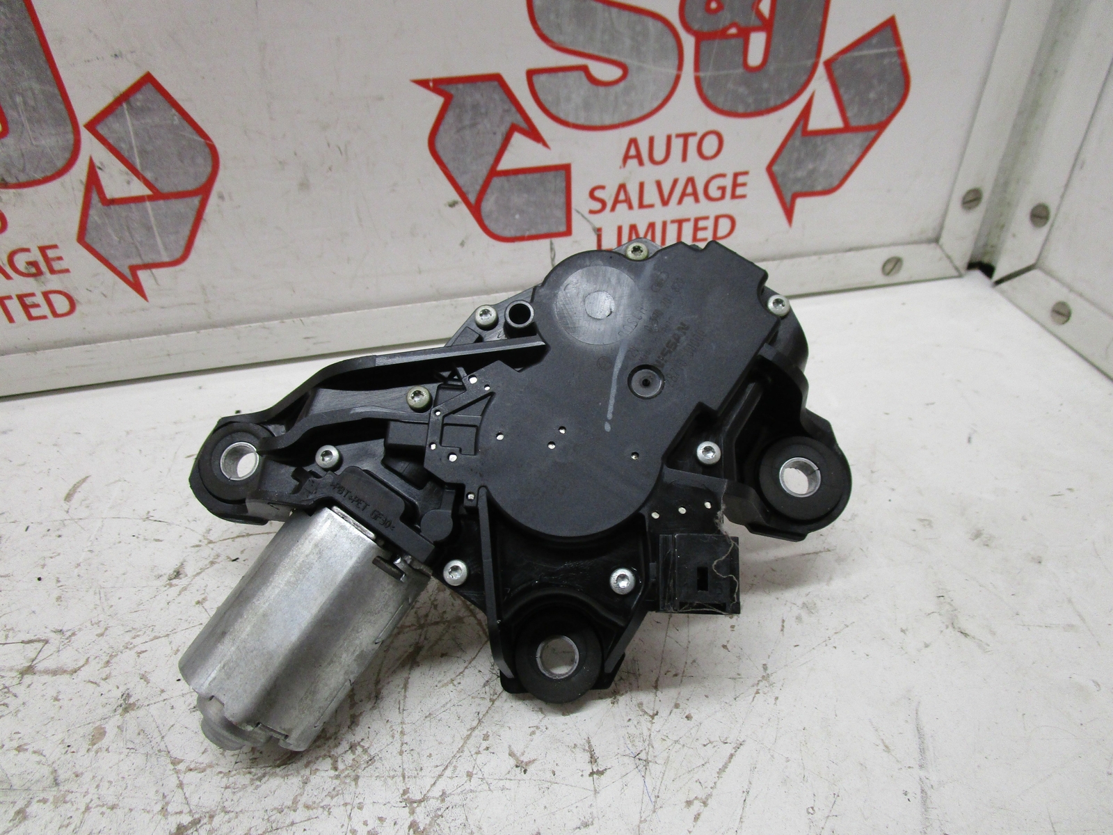 Nissan Qashqai J10 20072010 rear wiper motor 28710JD000 eBay