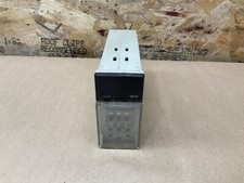 Omron E5EV-S90J Temperature Controller #011A19