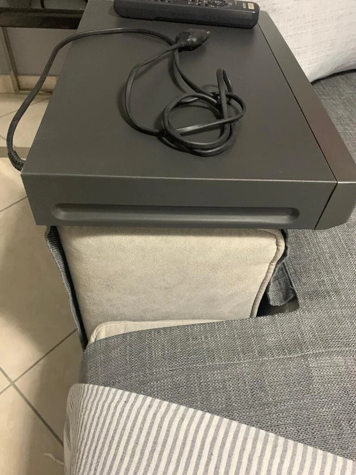 Videoregistratore 8mm/Hi8 EV-C400E - Immagine 3 di 3