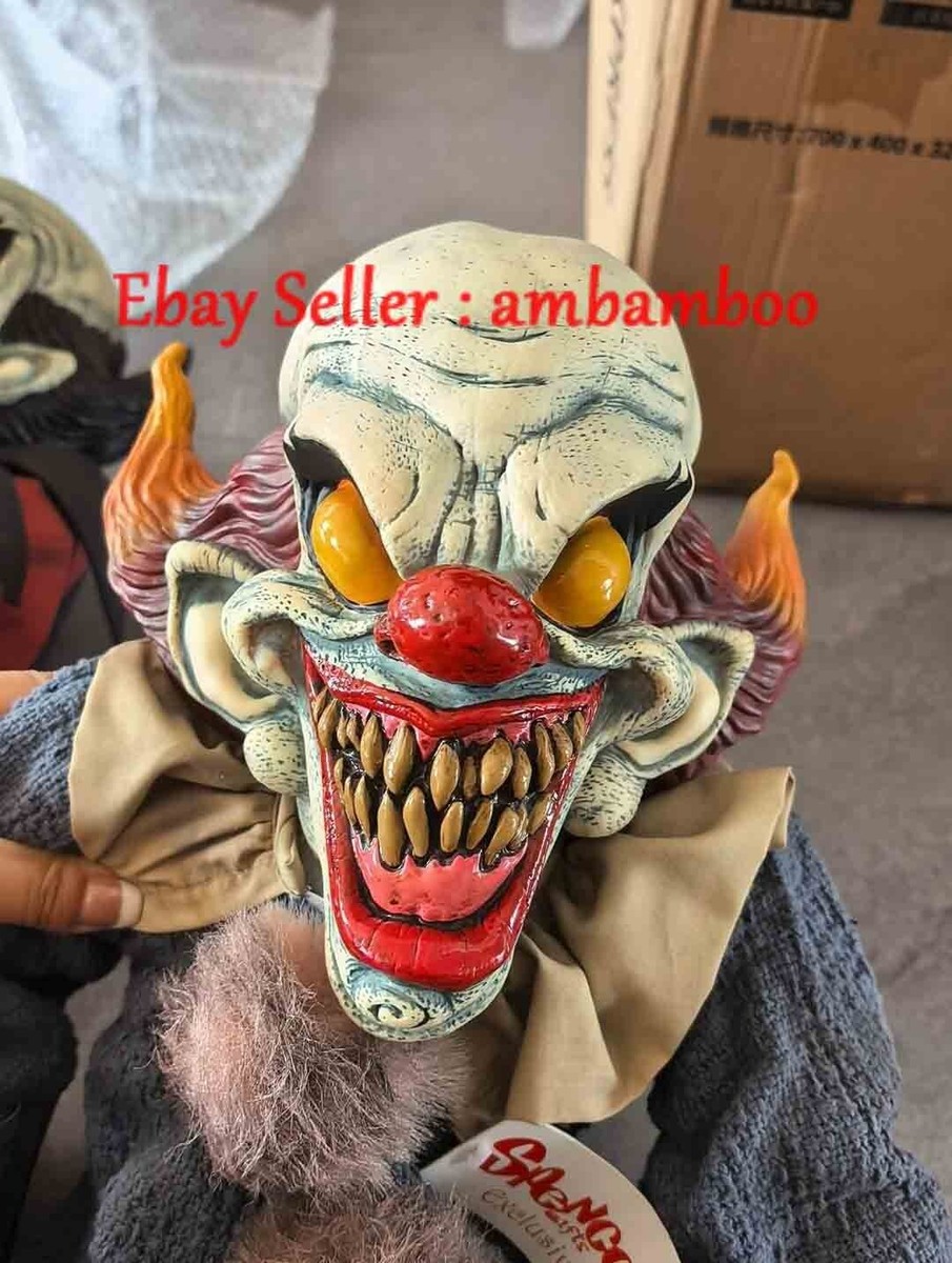 Mezco Dark Carnival Cadaver The Clown 60cm Blue & White Figures