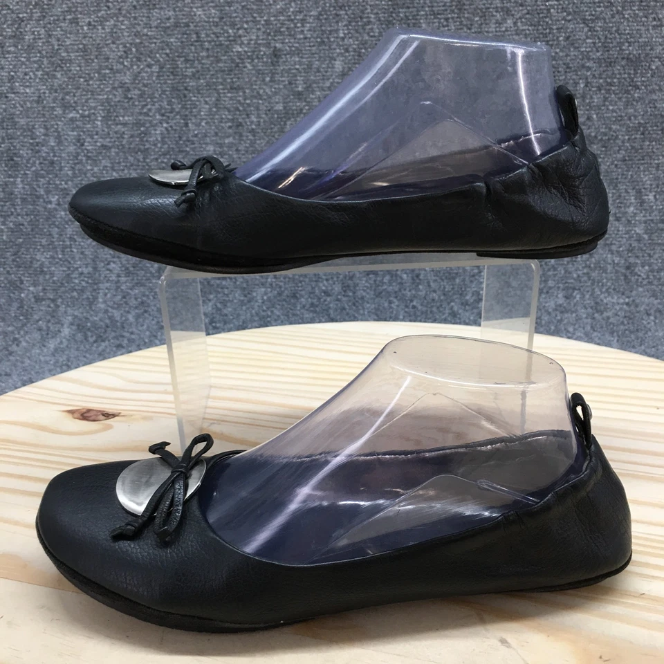 Bernardo Shoes Womens 8 Narrow Ballet Flats Black Leather Slip On Bow Casual - Image 2 of 4