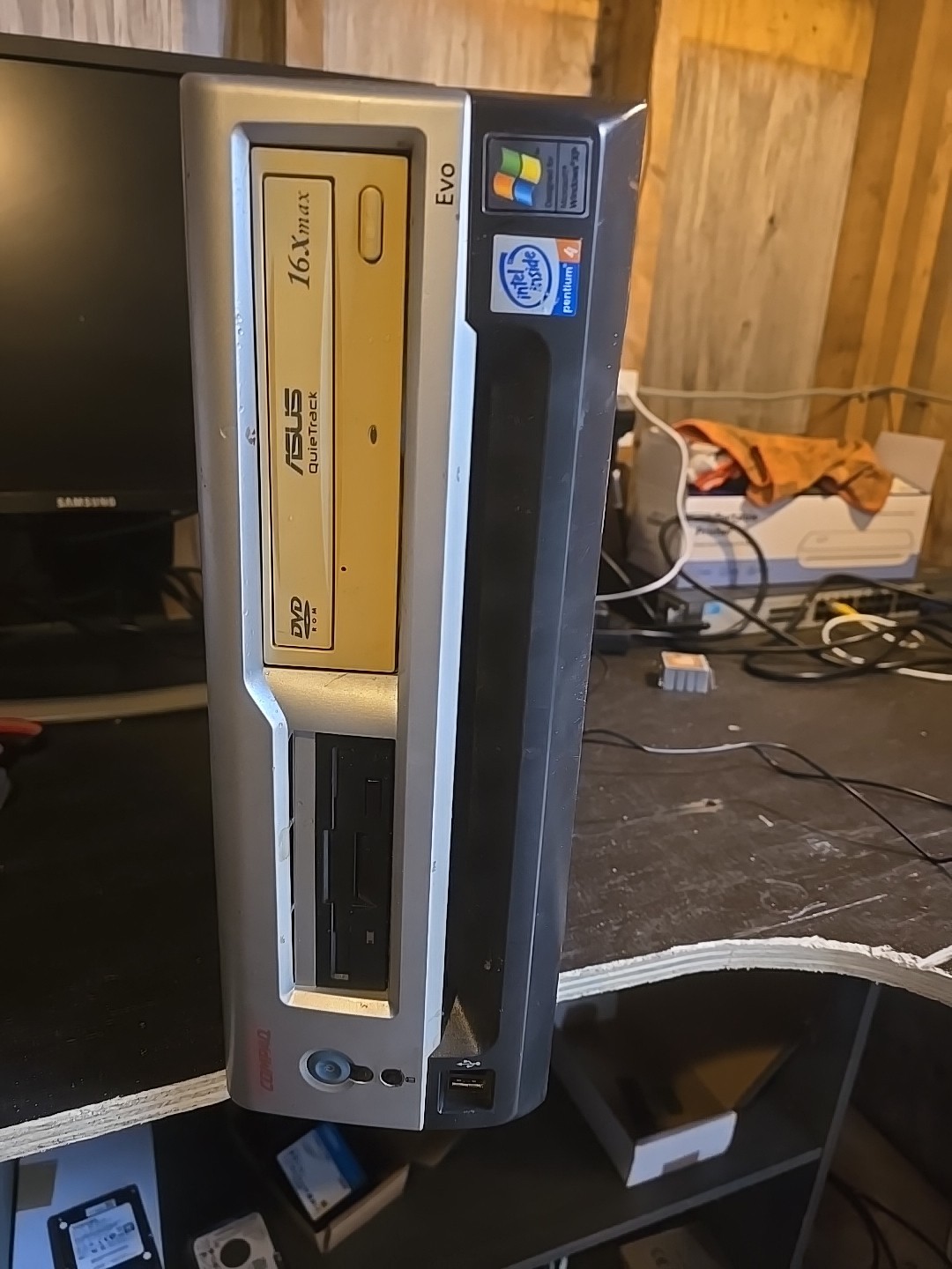 Vintage Hp compaq evo D310.DT 
