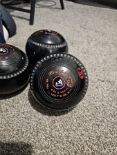 Henselite Classic 2 Lawn Bowls Size 5H Black Restamped 33 Deep Gripped