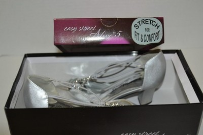 Mother of the Bride Shoes Size 7.5M - Easy Street Stretch for Fit & Comfort