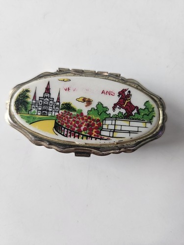 Vintage New Orleans Emaille Pillendose oval Accessoire Neuheit - Bild 1 von 3