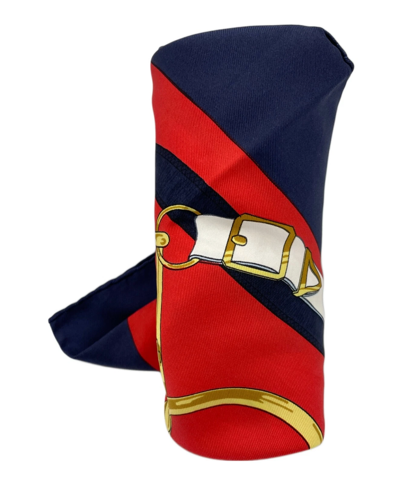 Hermes — HERMES Carre 90 Navy Red Silk Scarf Made in France 35in Auth SR1884