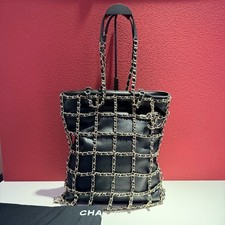 Chanel Grid Shopping Tote Black Quilted Calfskin Leather Shoulder Bag GHW Rare