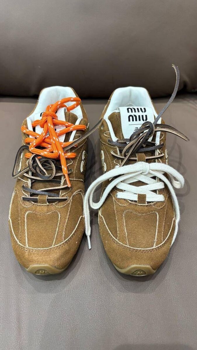 Women's Exclusive New Balance × Miu Miu Shakers in Brown Women's Exclusive New Balance × Miu Miu Shakers in Brown