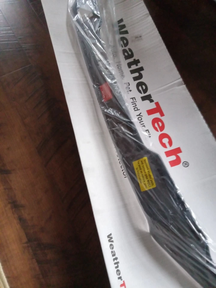 Protetor de capô perfil baixo para Ford F-150 2015-2020 - Imagem 2 de 3