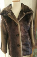 Nwt Fu Da Fuda Faux Fur Brown Short Jacket Women’s Size Small New $120 Rv