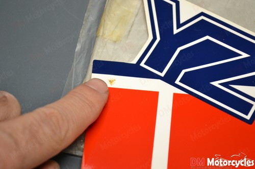 Yamaha genuine nos yz250n yz 250 1985 fuel tank decals pn 56a-24250-11 - Picture 2 of 3