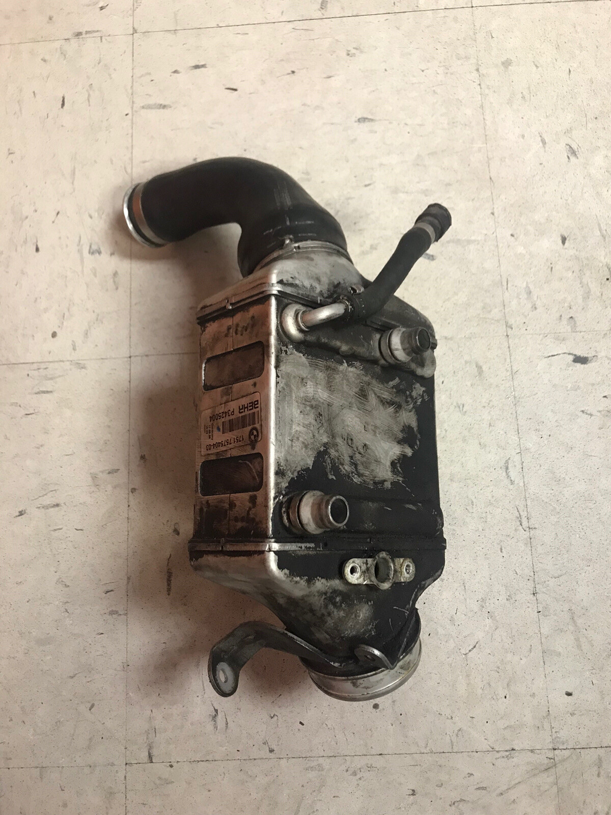 BMW F01 02 2009 -2015 N63 RIGHT SIDE AIR COOLER PART NUMBER  
