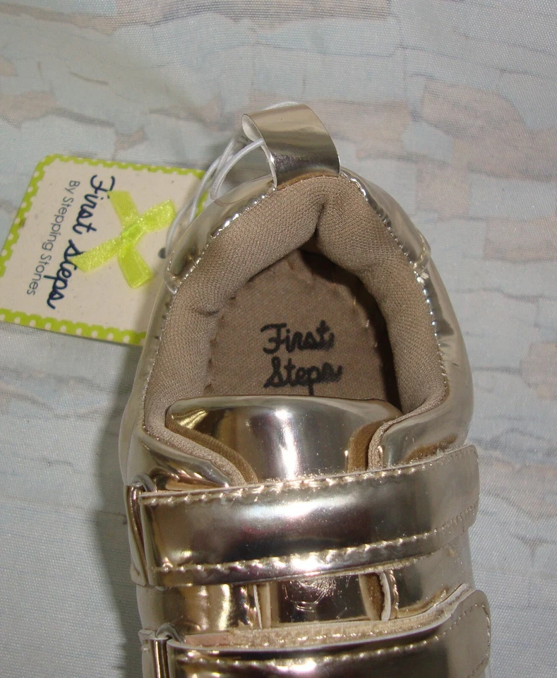 First Steps by Stepping Stones Zapatillas Metálicas Zapatos Niño Pequeño Talla US 9, UK 8 NUEVO Foto 4 de 4