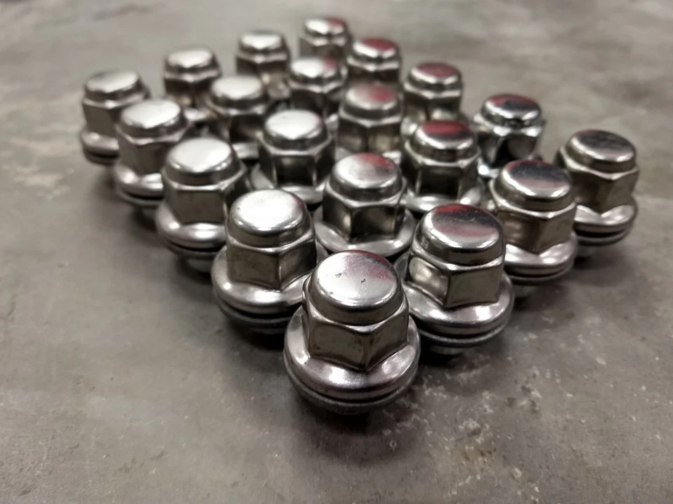 (20) 12x1.5 OEM Toyota Camry lug nuts polished Avalon Corolla Rav-4 Lexus RX350 - Image 3 of 4