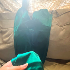 Women’s Green Satin V-Neck Sleeveless Long Ball Gown Dress Zip Solid M. Windsor.