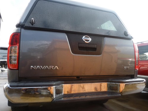 NISSAN NAVARA D40 09/2005-08/2015 MUD FLAPS RIGHT REAR - Picture 10 of 12