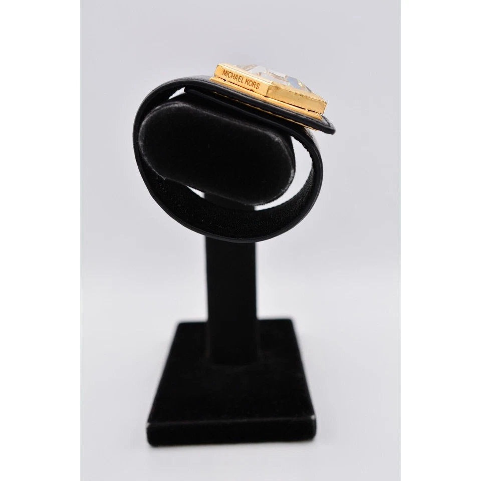 Michael Kors Cinturón Ancho Brazalete Brazalete Cuero Negro Dorado Brazalete Grueso Bin6 Foto 3 de 4