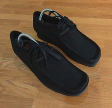 Clarks Originals Wallabee – UK 8 – Black Suede – Excellent Condition