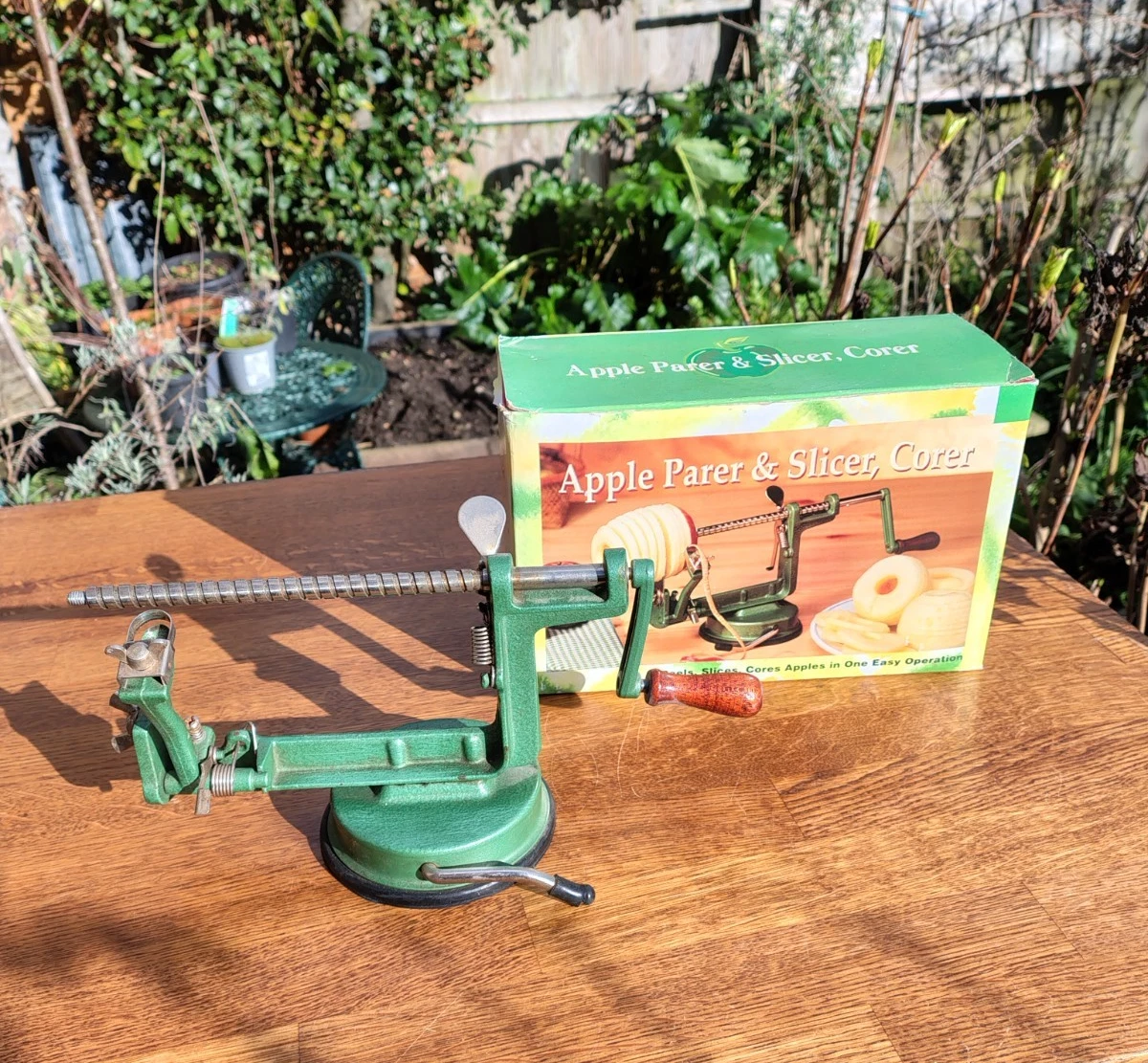 Vintage Boxed Apple Corer, Parer & Slicing Machine + 1 for spares
Opens in a new window or tab