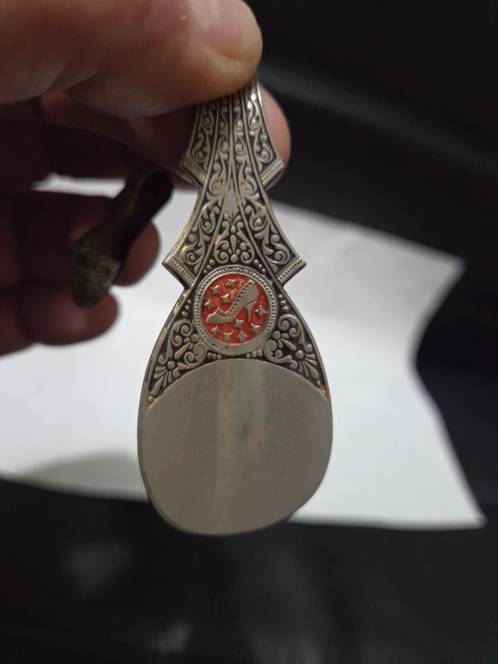 Mini zapato vintage de 3" plateado y rojo con zapato adjunto Foto 3 de 4