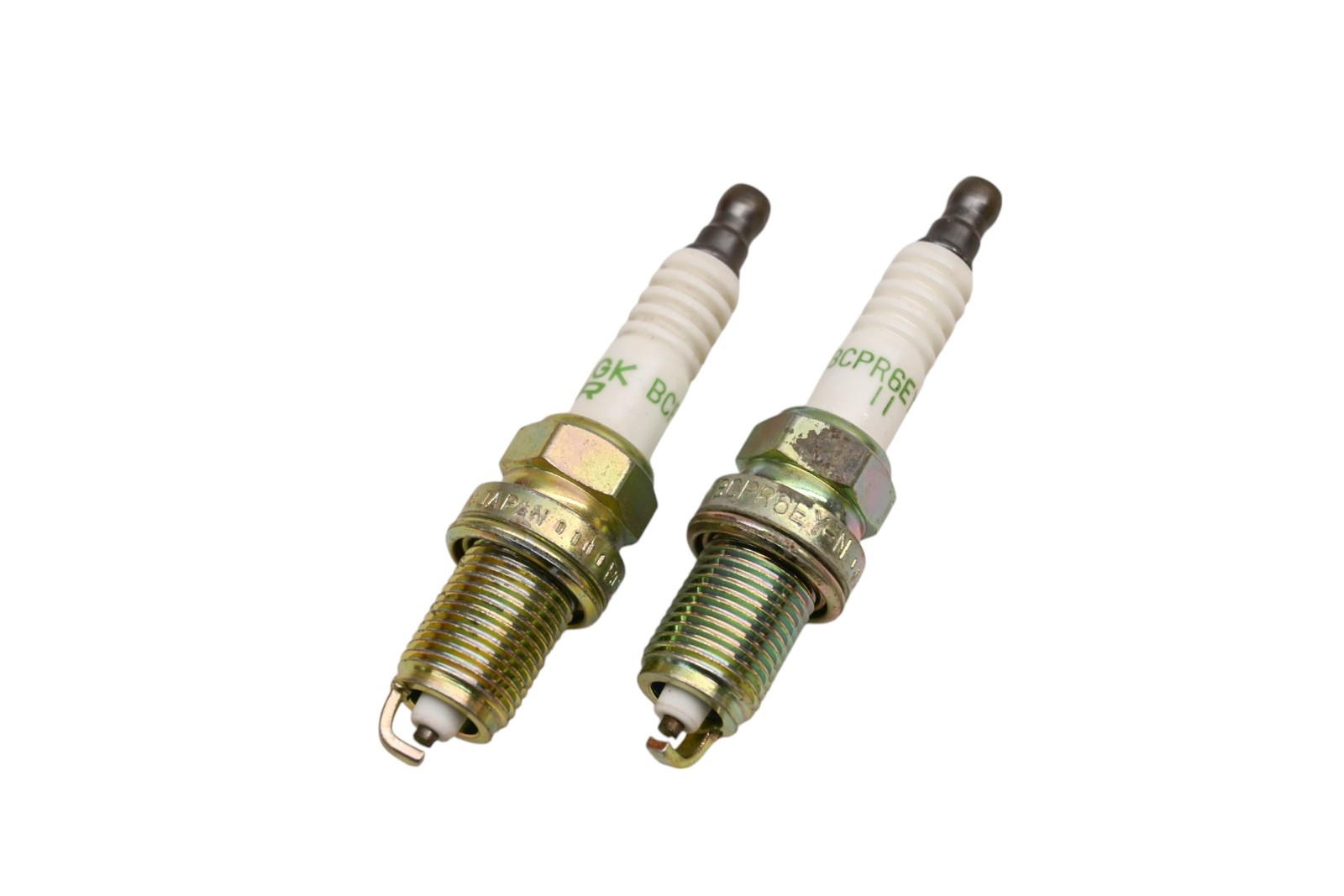 NGK BCPR6EY-N-11 Spark Plugs Qty 2 NOS