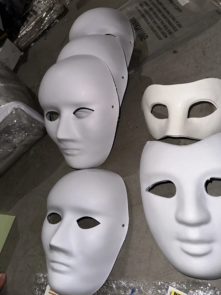 Qilery Juego de 30 máscaras de papel blanco en blanco para manualidades   - Image 3 of 4