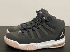 Nike Boys Air Jordan Max Aura AQ9249-050 Black Basketball Shoes Sneakers Sz 4.5Y
